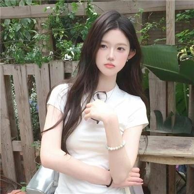 俏丽佳人 海报